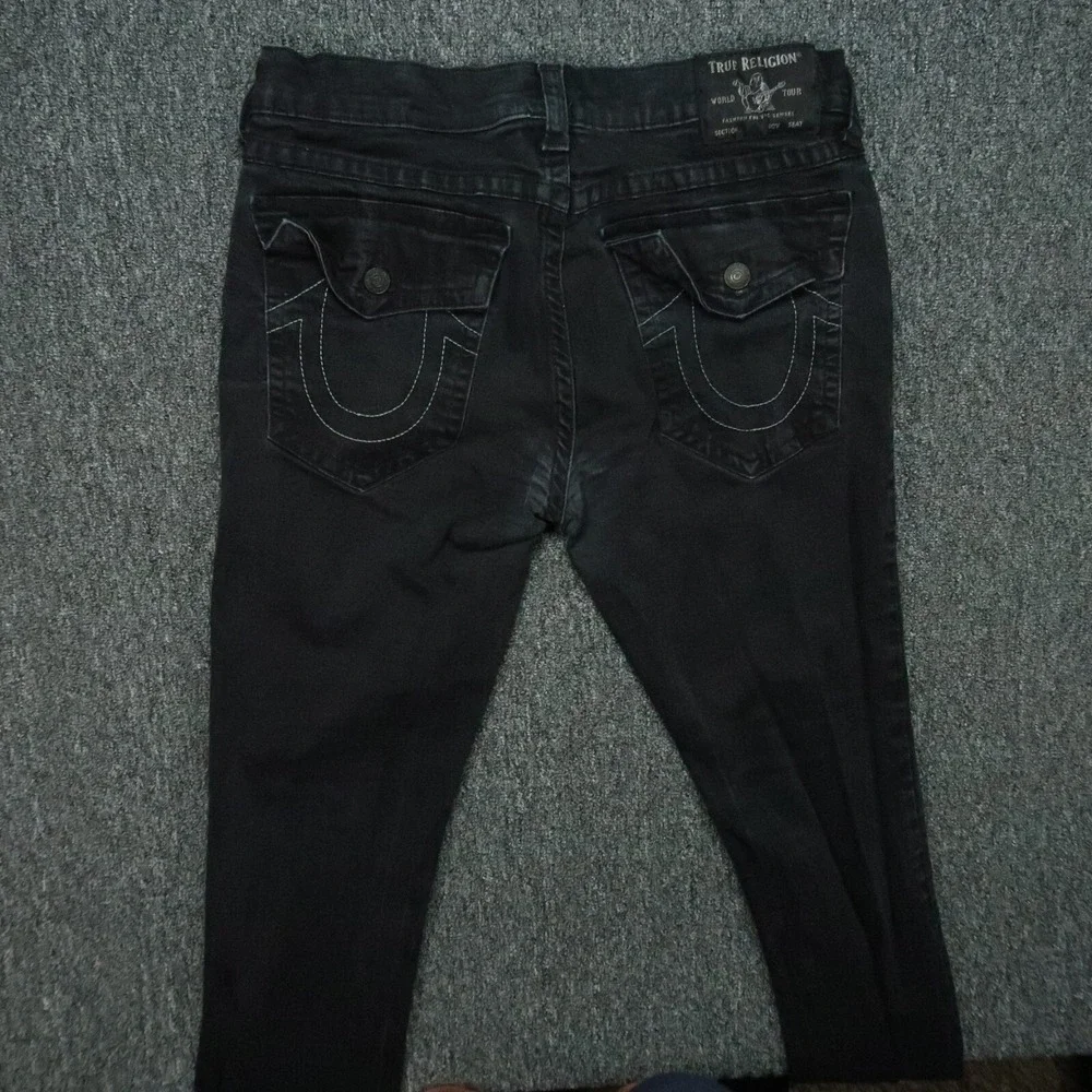True Religion Jeans Men 38x33 Black Rocco Relaxed Skinny 5 Pocket Flaps